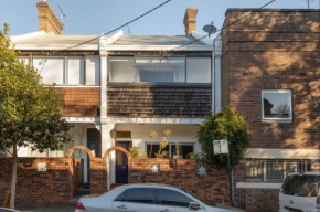 Sunny Apartment in Surry Hills Sydney